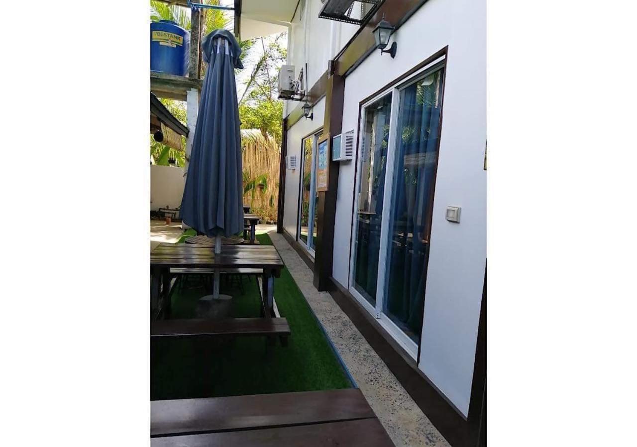 Hotel Keira Backpackers à El Nido Extérieur photo