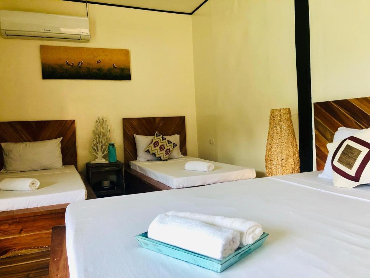 Hotel Keira Backpackers à El Nido Extérieur photo